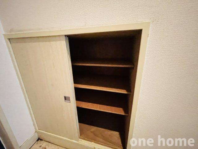 マンション西宮原の収納|◆シューズボックス完備です！
◆リフォーム費用や諸費用を住宅ローンと同じ金利で借入が可能です！お気軽にお問い合わせください！