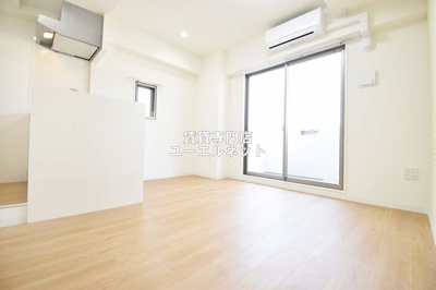 【寝室】 | ONLY ONE 江坂 | くつろぎの空間