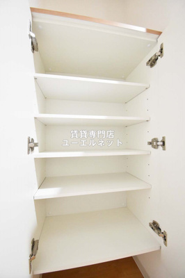 【設備】 | ONLY ONE 江坂 | シューズボックス