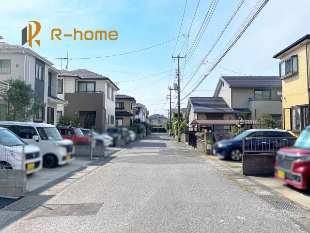 龍ケ崎市小柴第1　新築戸建て　1号棟の前面道路含む現地写真|堂々！建物完成♪実際のお部屋をご見学可能です♪
ご見学が一番の資料！お気軽にお問い合わせ下さい♪