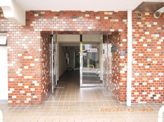 【エントランス】