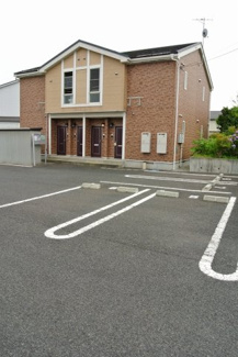 【駐車場】 | ヒナロードＳ | 駐車場に車を止められます