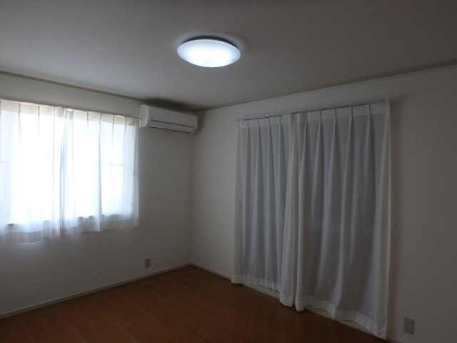 松浜ロッジの洋室