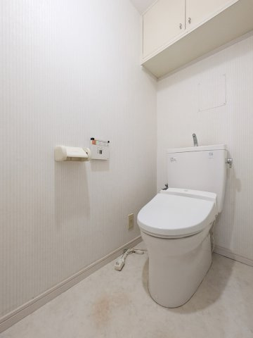 エクセル北青木のトイレ|白を基調としたトイレ