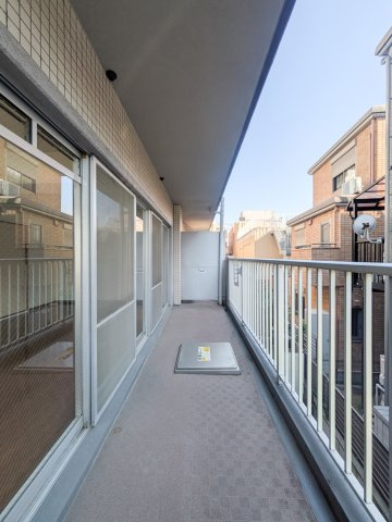 エクセル北青木のバルコニー|西向バルコニー