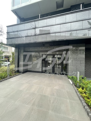 【エントランス】 | プレサンスOSAKA西中島リエゾン