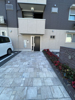 【エントランス】 | リヴァージュ