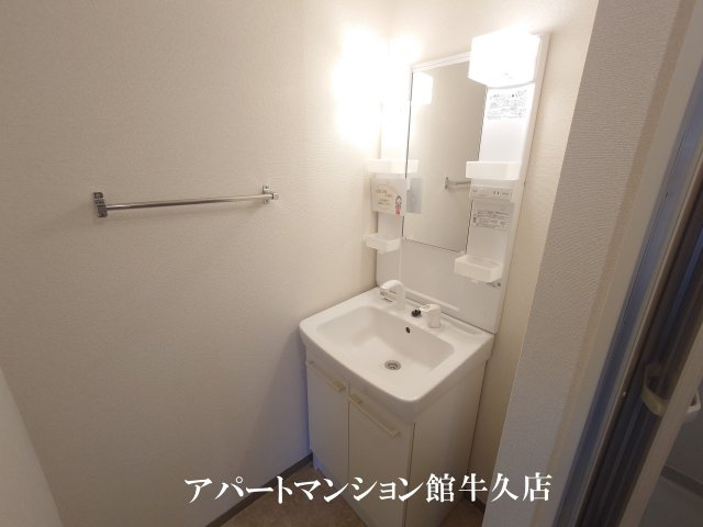 グリーンハイツ Ⅰの独立洗面台|洗髪洗面化粧台