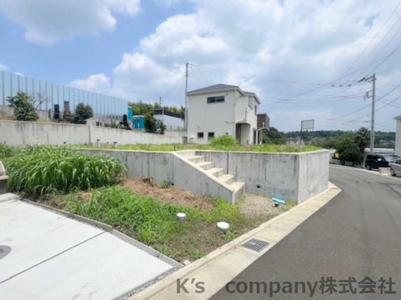 藤沢市打戻　建築条件なし　売地　区画14の前面道路含む現地写真|前面道路の様子です◇