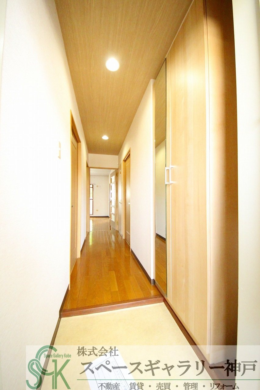ベイヒルズ明石の玄関|※お部屋により仕様が異なる場合があります※