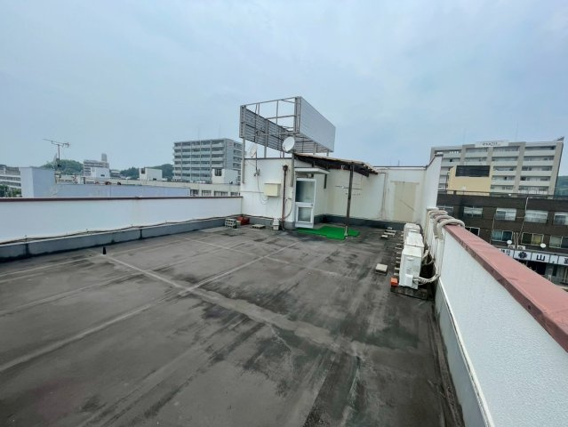 兵庫県姫路市　一棟マンションの駐車場