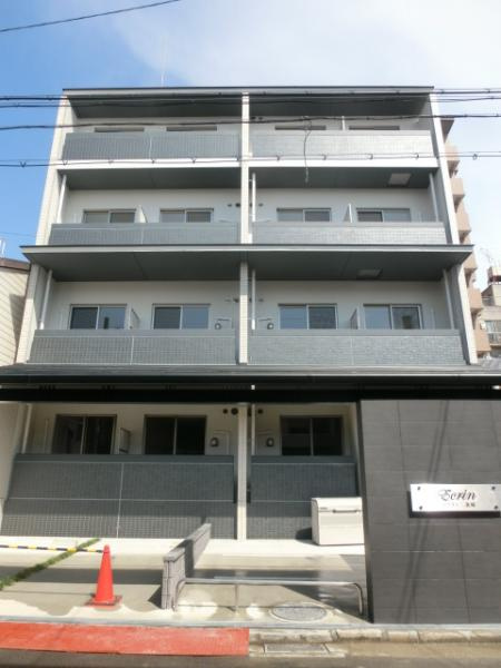 エクラン二条城の外観