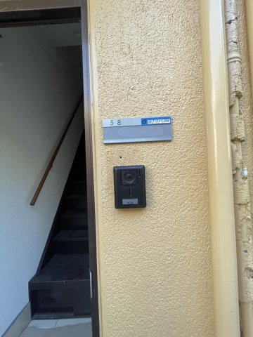 ビーコート青谷の玄関