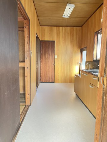 広戸貸家の内装