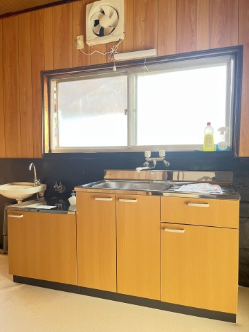 広戸貸家のキッチン