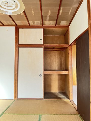 広戸貸家の収納