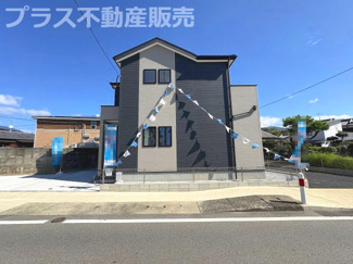 【外観】 | 現地写真。プラス不動産販売なら、現場の全ての棟をまとめてご見学頂けます。