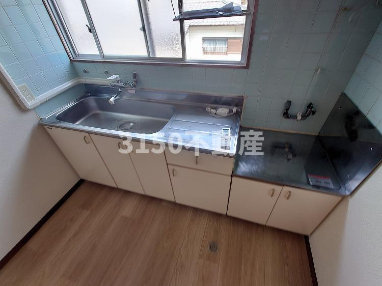 友厚ビルのキッチン