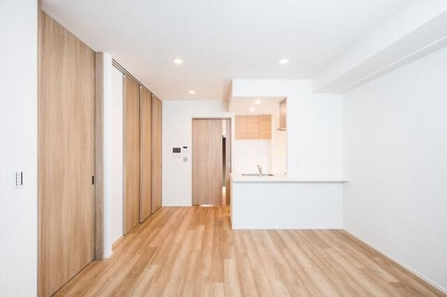 ドゥーエ三ノ輪Ⅰの居間・リビング