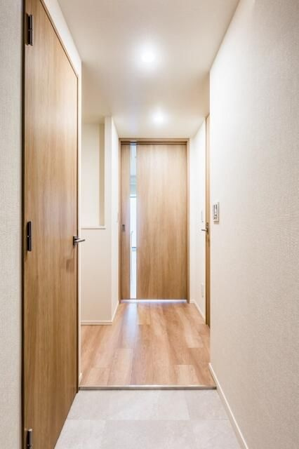 ドゥーエ三ノ輪Ⅰの玄関