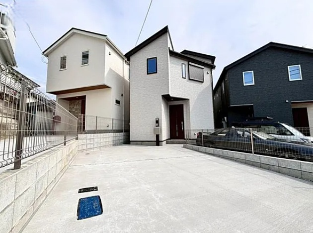 神奈川県横浜市戸塚区戸塚町 戸建て