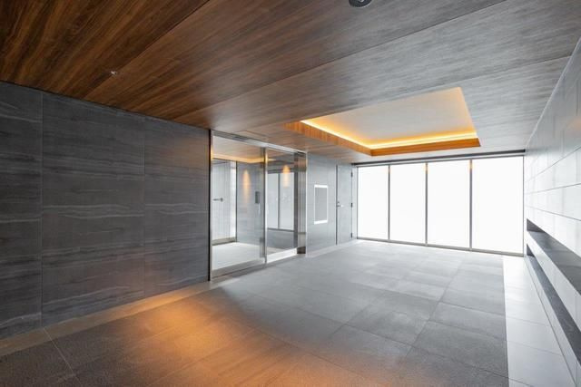 【ロビー】ＯＲＳＵＳ志村坂上 