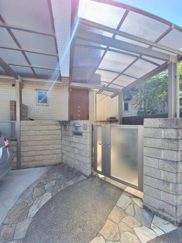 メゾンＦ＆Ｋ吉祥寺のエントランス