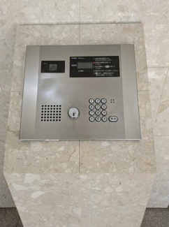 【その他共用部分】 | オートロックがあるので、不審者対策できています。