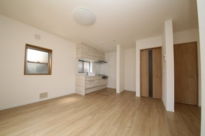 【居間・リビング】 | 久喜市本町二丁目中古戸建