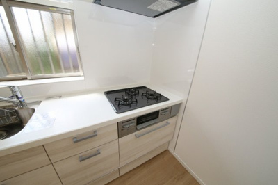 【キッチン】 | 久喜市本町二丁目中古戸建 | 便利！床下収納
