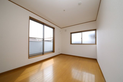 【洋室】 | 久喜市本町二丁目中古戸建