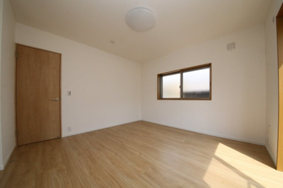 【居間・リビング】 | 久喜市本町二丁目中古戸建