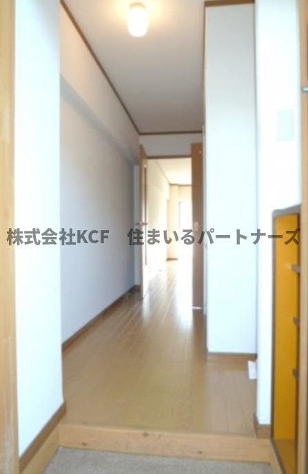 フジマンションの玄関|シンプルで使いやすい玄関です
