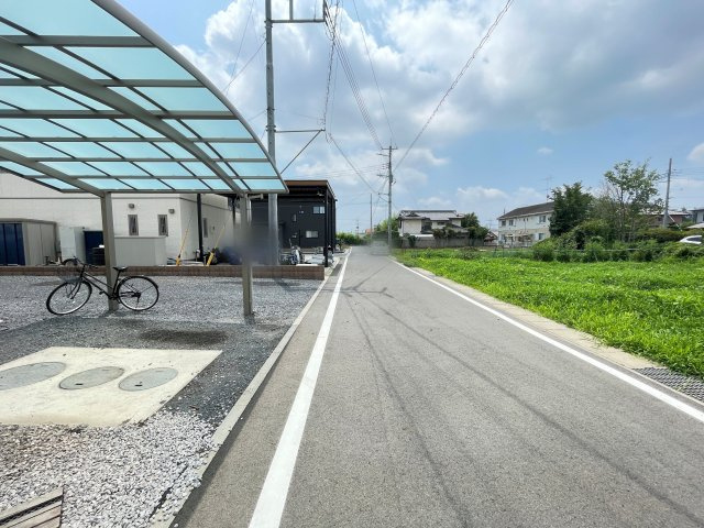 中古戸建・築浅　太田市台之郷町　大和ハウス工業施工の前面道路含む現地写真|のどかな雰囲気で落ち着きのある生活が送れそうです！