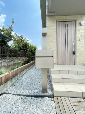 中古戸建・築浅　太田市台之郷町　大和ハウス工業施工のセキュリティ|モニター付きインターホンなどセキュリティ対策充実！