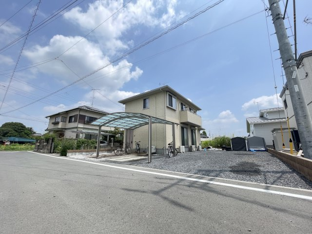 中古戸建・築浅　太田市台之郷町　大和ハウス工業施工の前面道路含む現地写真|陽当たり良好な南向き住宅です！