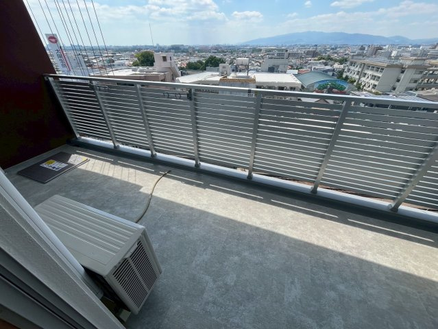 エメルミナ豊中岡町のバルコニー