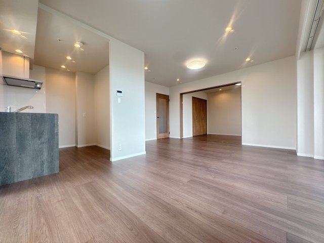 【居間・リビング】 | アイランドタワースカイクラブC棟☆仲介手数料無料☆