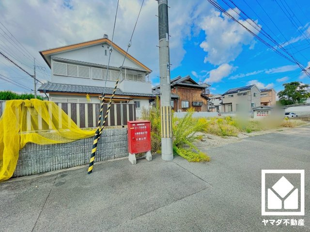 久御山町市田和気の外観