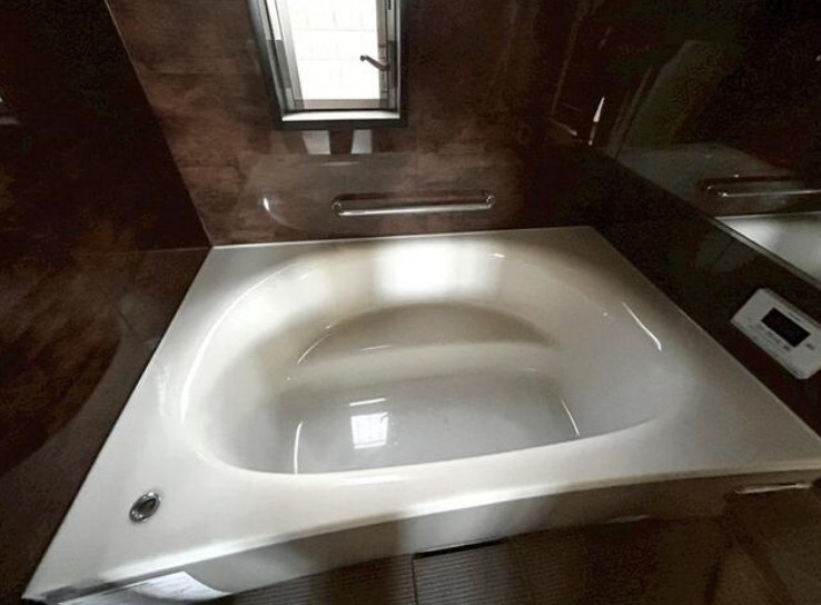 久御山町市田和気の浴室