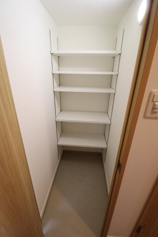 メゾンドゥ ラパン ブランの収納