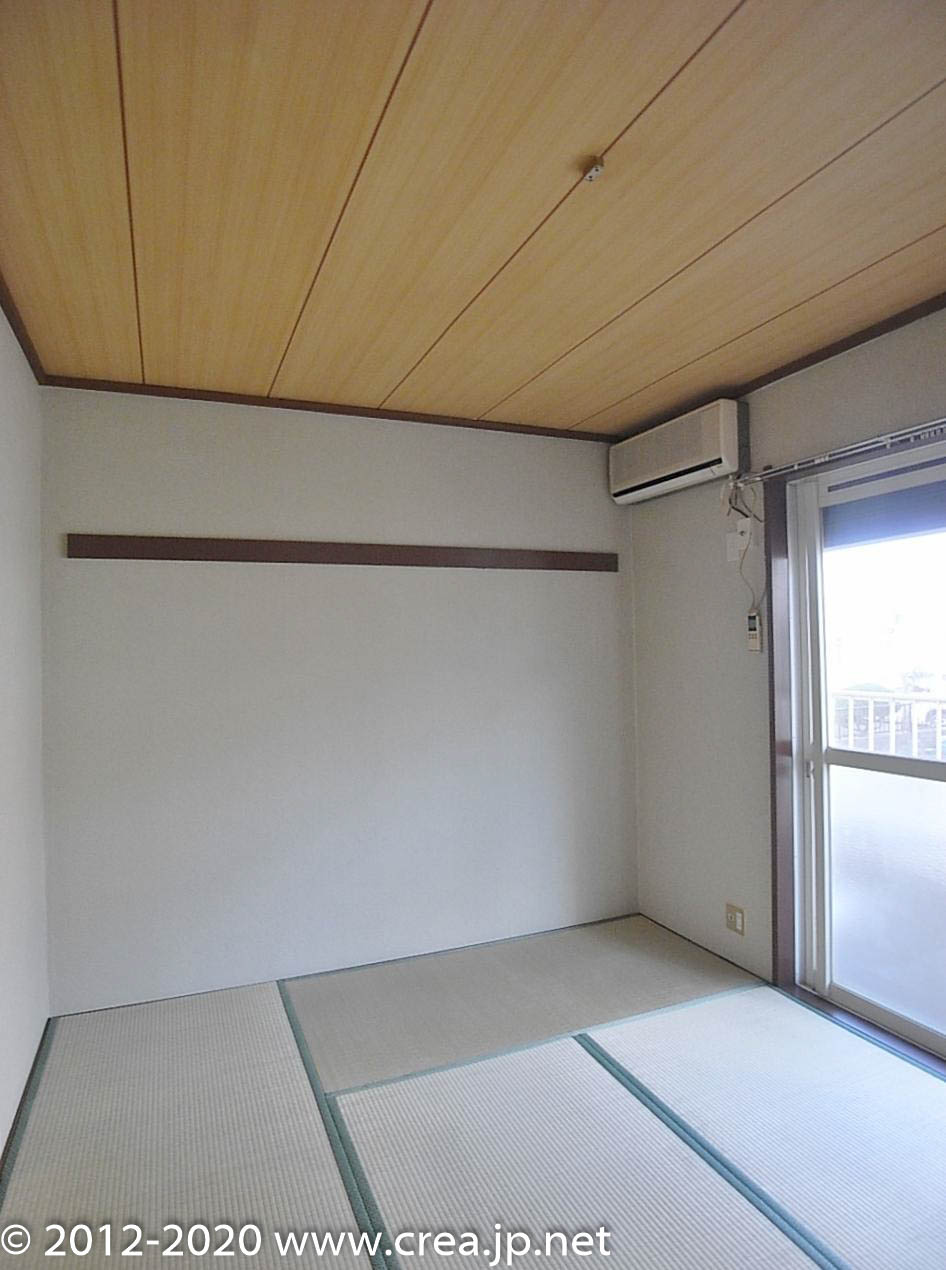 ロイヤルハイツD棟の寝室