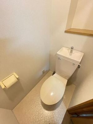 【トイレ】 | たからビル | 別号室の写真になります。現況優先。