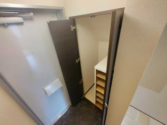 レオネクスト新座ブルーの収納