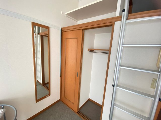 レオパレス中宗岡の収納