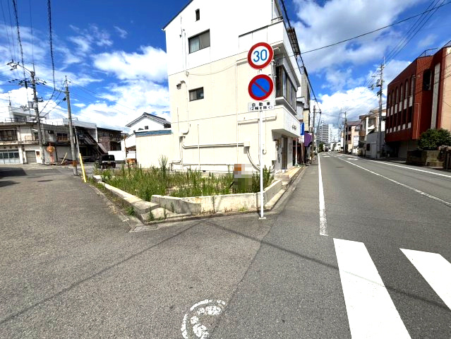 住吉2丁目売土地の前面道路含む現地写真|前面道路含む現地写真です