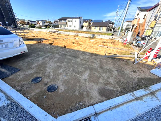 ハートフルタウン東長戸2期-E号棟　新築分譲戸建(全5棟)　の駐車場