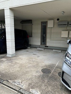 シティー・ワンズの駐車場