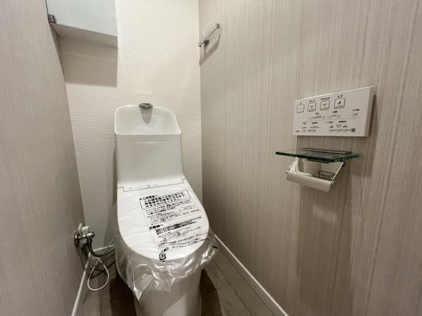 グリュック８二子玉川イーストウイングのトイレ|明るくて広い落ち着いた色合いのトイレです♪！