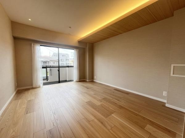 グリュック８二子玉川イーストウイングの居間・リビング